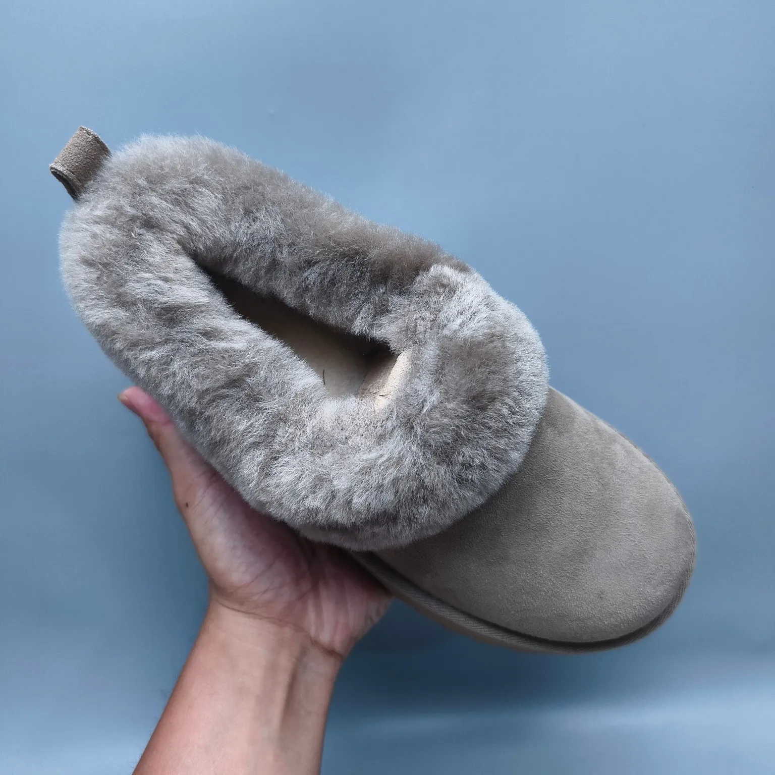 💰480 UGG sheepskin all-in-one snow boots 6733 Thick-soled non-slip slip-on casual style Color: Maroon Antelope Brown Black Size: 35-40